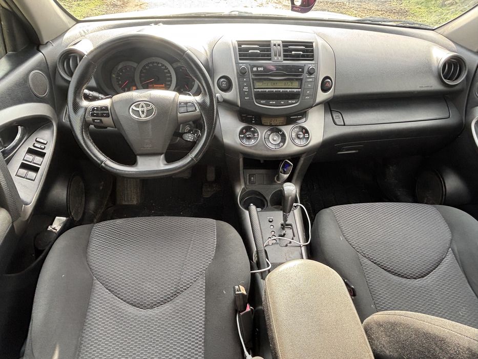Toyota Rav4 2011