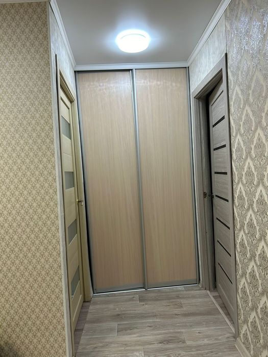 Продаётся 3 комн квартира 18900