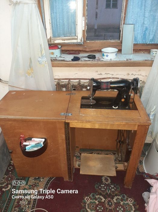 Ayaq mashin satiladi