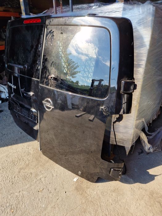 Usa usi spate stanga dreapta opel vivaro 2020 pe original