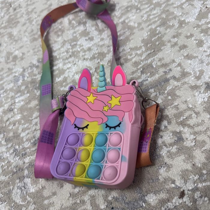 Мини сумка попит