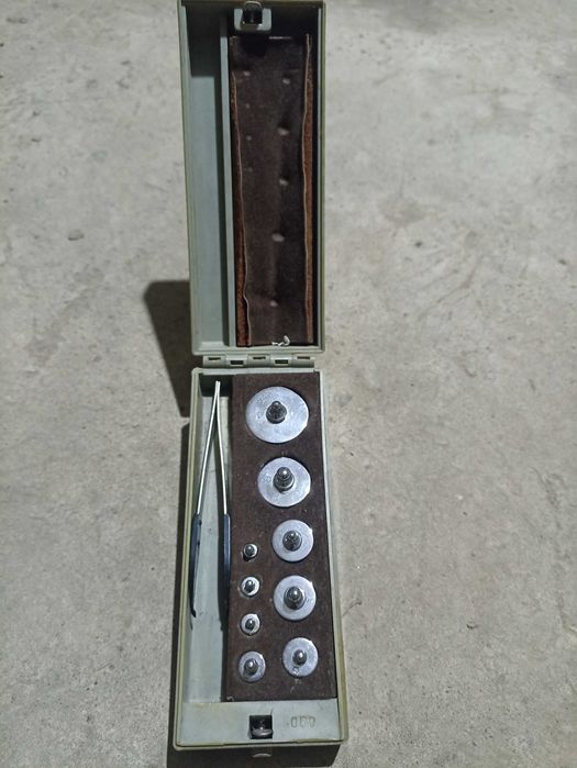 Набор гирь времён СССР