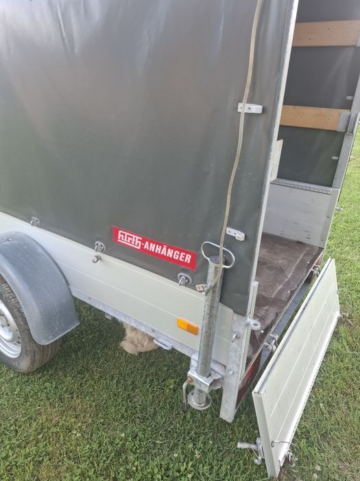 Remorca 750kg hirth