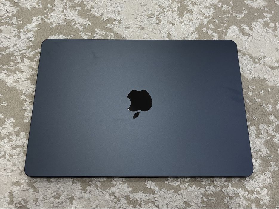 Ноутбук Apple MacBook Air 13 2022