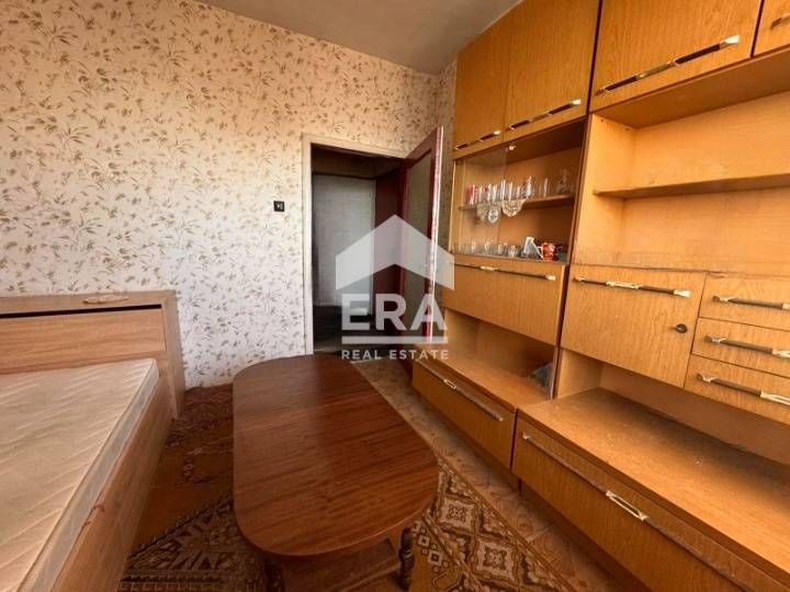 ЕКСКЛУЗИВНО! Изцяло южна, разширена гарсониера в предпочитаната част н