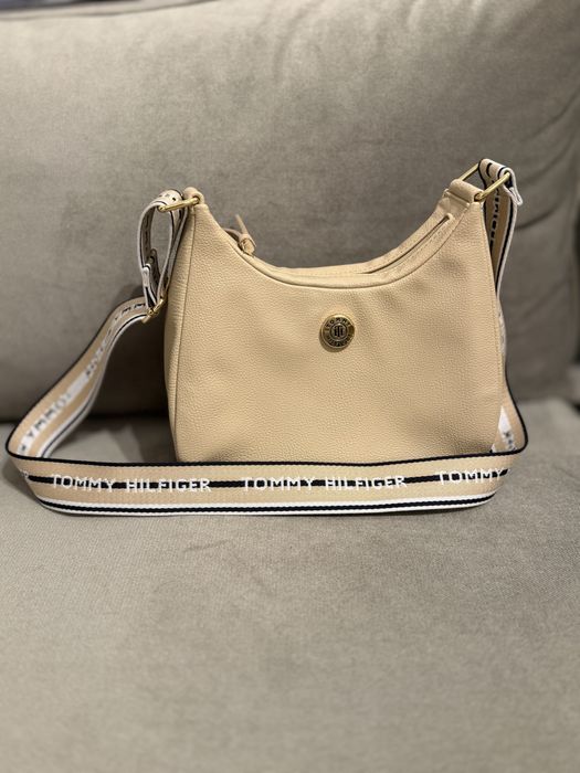 Geanta Tommy Hilfiger