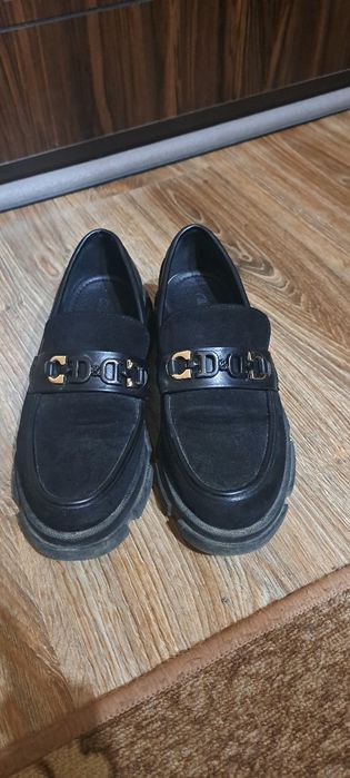 Черни велурени мокасини