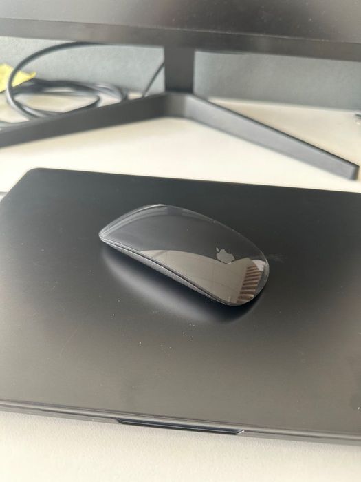 MacBook Air M3 Midnight 13.6" 2024