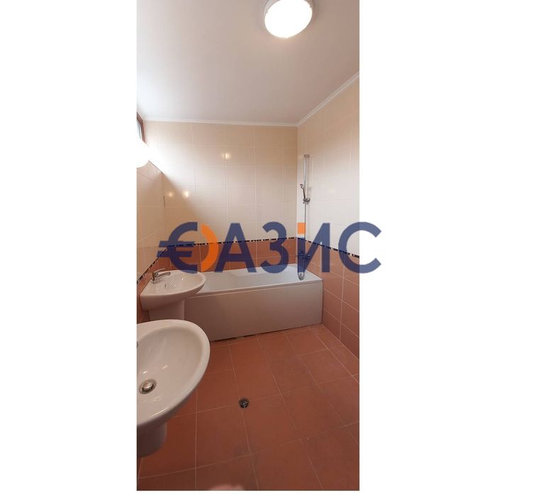 Продава се Тристаен апартамент в Свети Влас - 140 кв.м за 1303 €/кв.м - Снимка #11