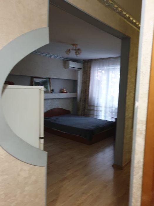 Продам квартиру .