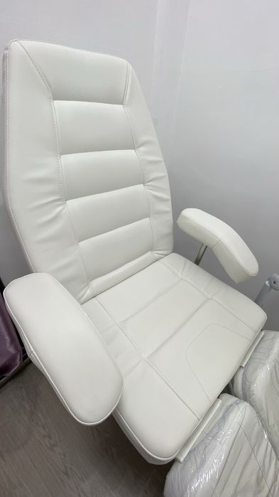 Вытяжка для педикюра 4blanc