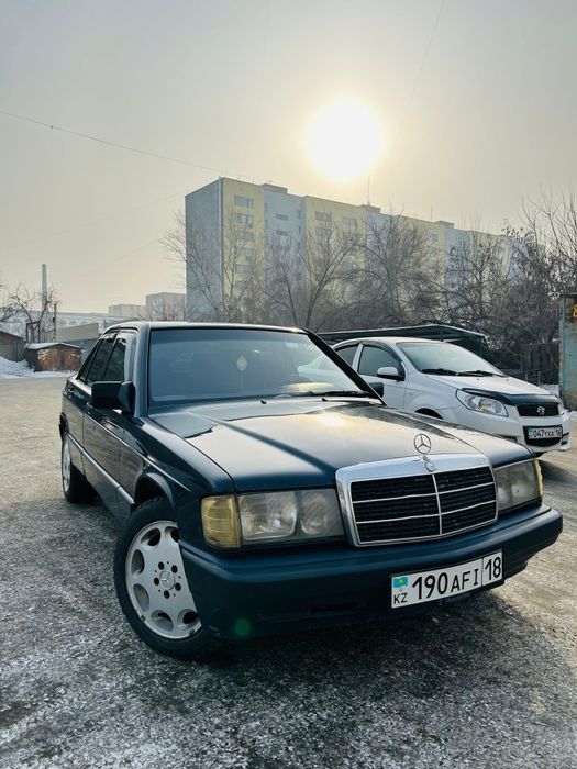 Продам хорошую машину