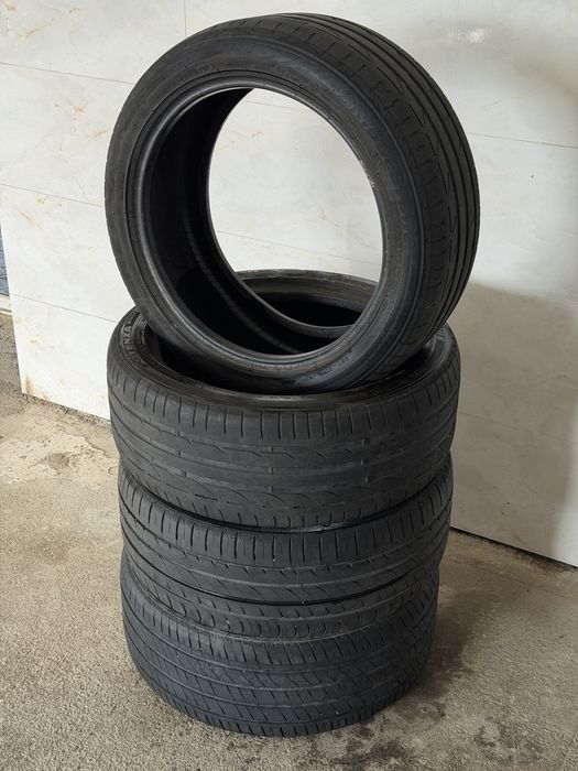 225/45/17 комплект летний резины Bridgestone