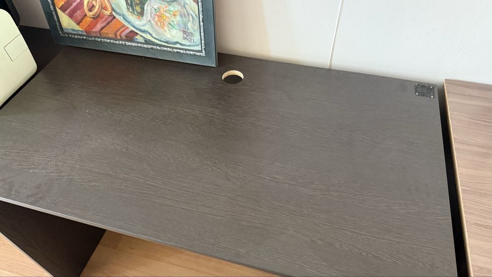 Продам компьютерный стол