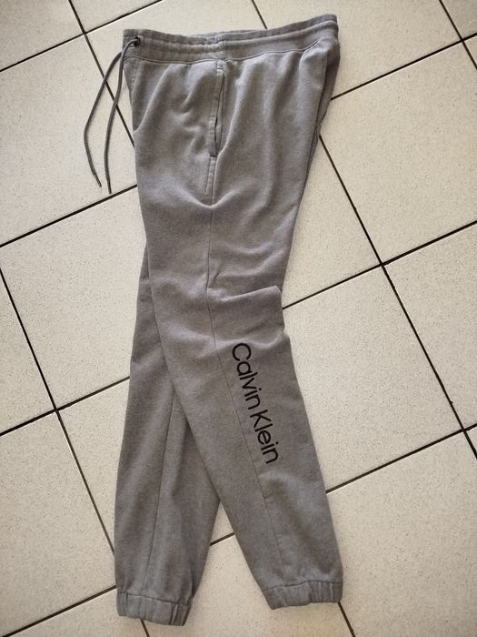 CALVIN KLEIN® - мъжко спортно долнище - S/М