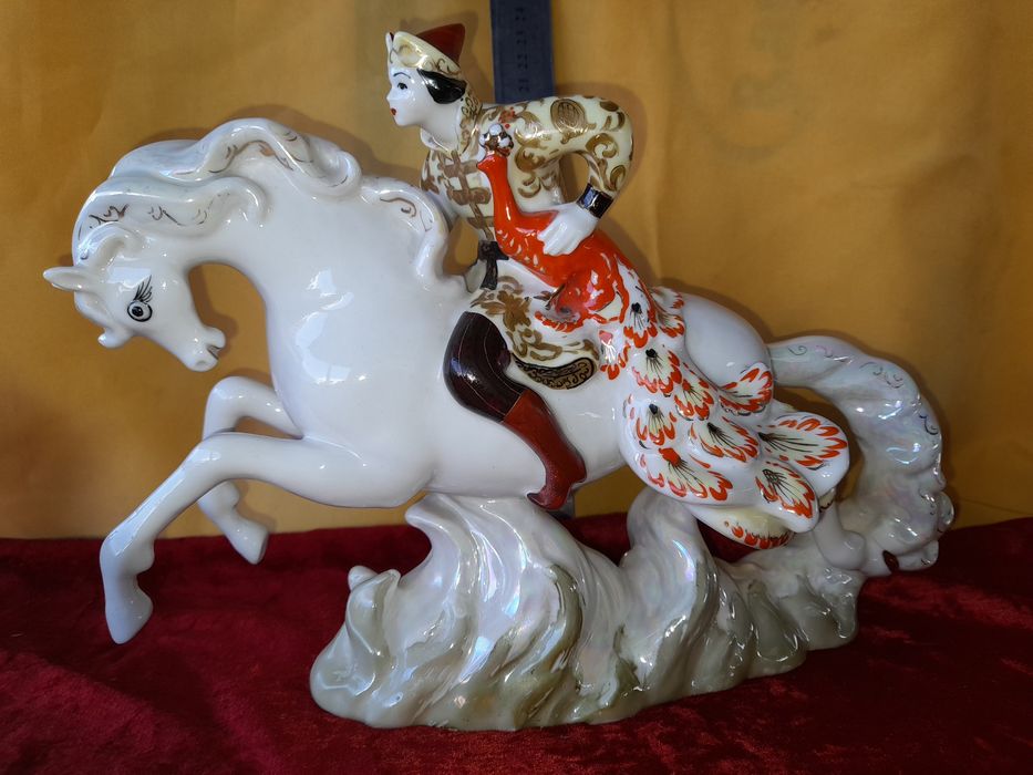 Советские фарфоровые статуэтки