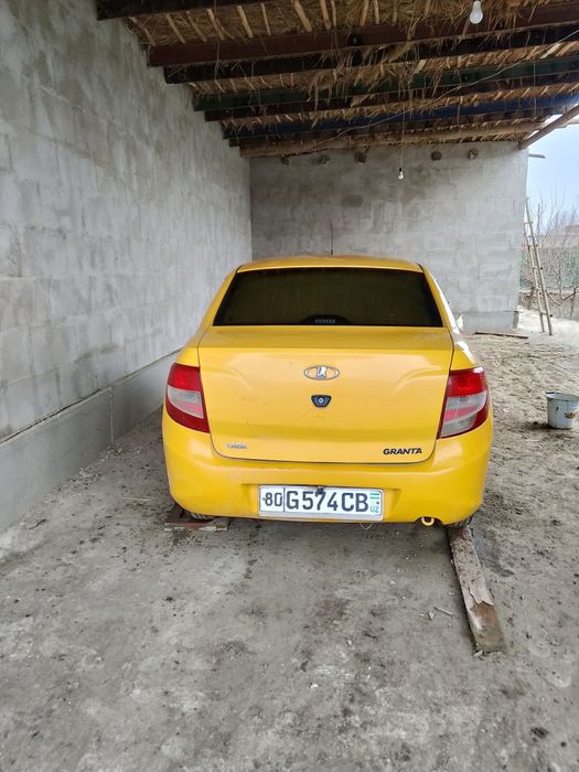 Лада гранта сотилади бухорода