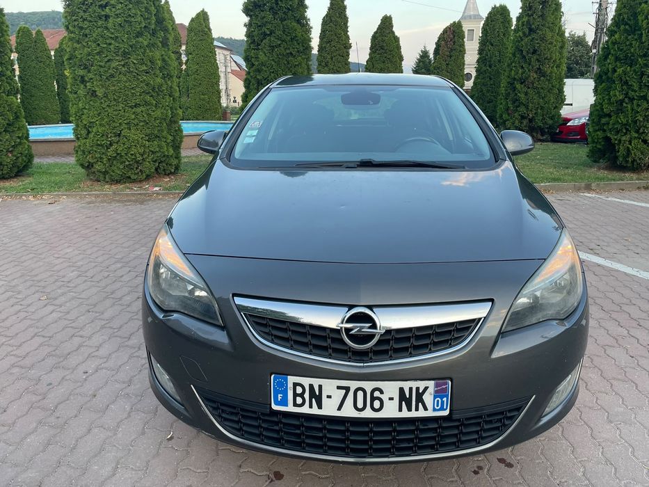 Opel Astra 1.4 Turbo Benzina E5