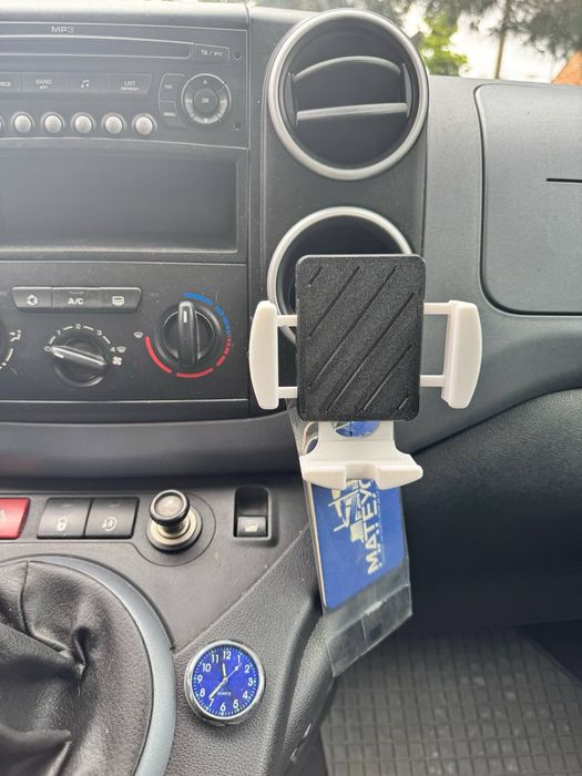 стойка за телефон пежо партнер ситроен берлинго partner berlingo