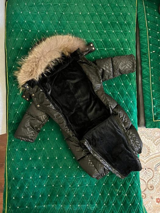 Продам детский комбинезон