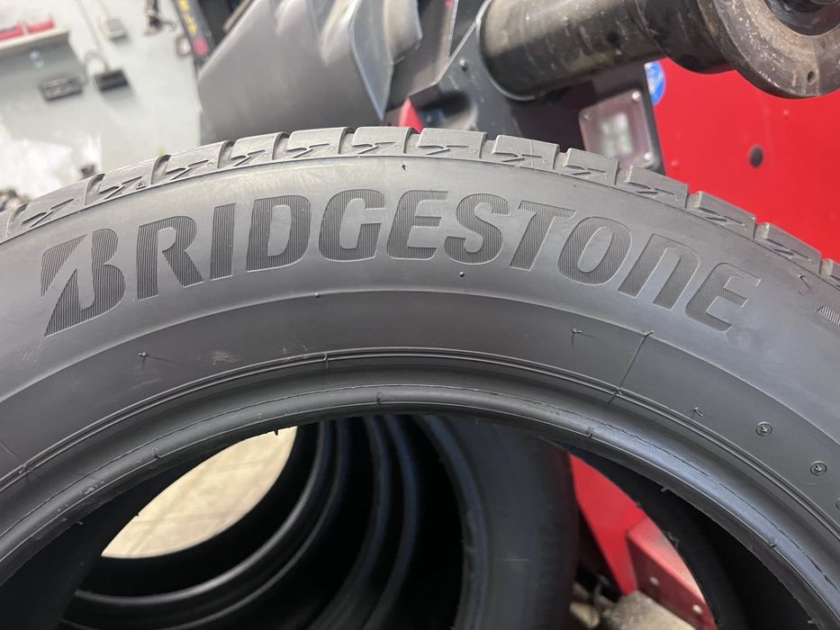 Летни гуми 225/60 R18 Bridgestone