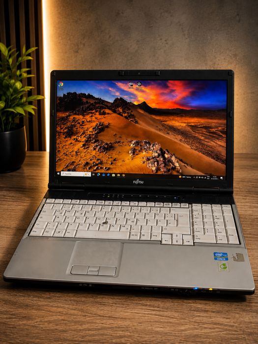Лаптоп FUJITSU Lifebook