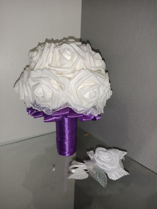 Продам букеты и бутоньерки