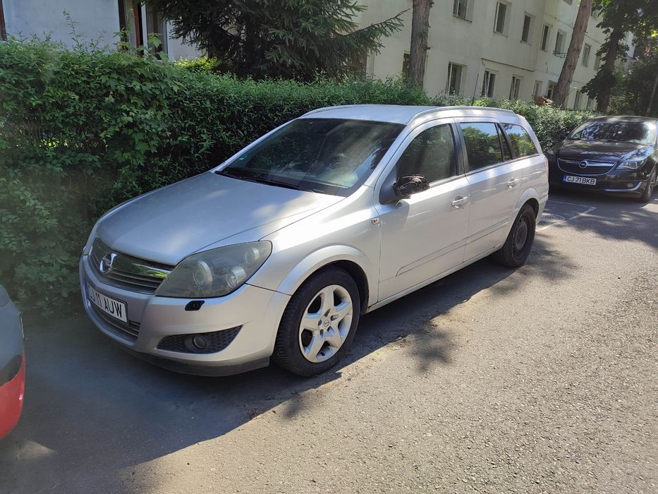 Opel Astra H Combi 2009 1.9 Diesel 150 CAI 239k KM