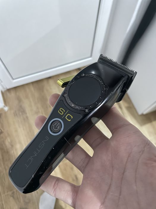 Mașină de tuns profesională StyleCraft Instinct