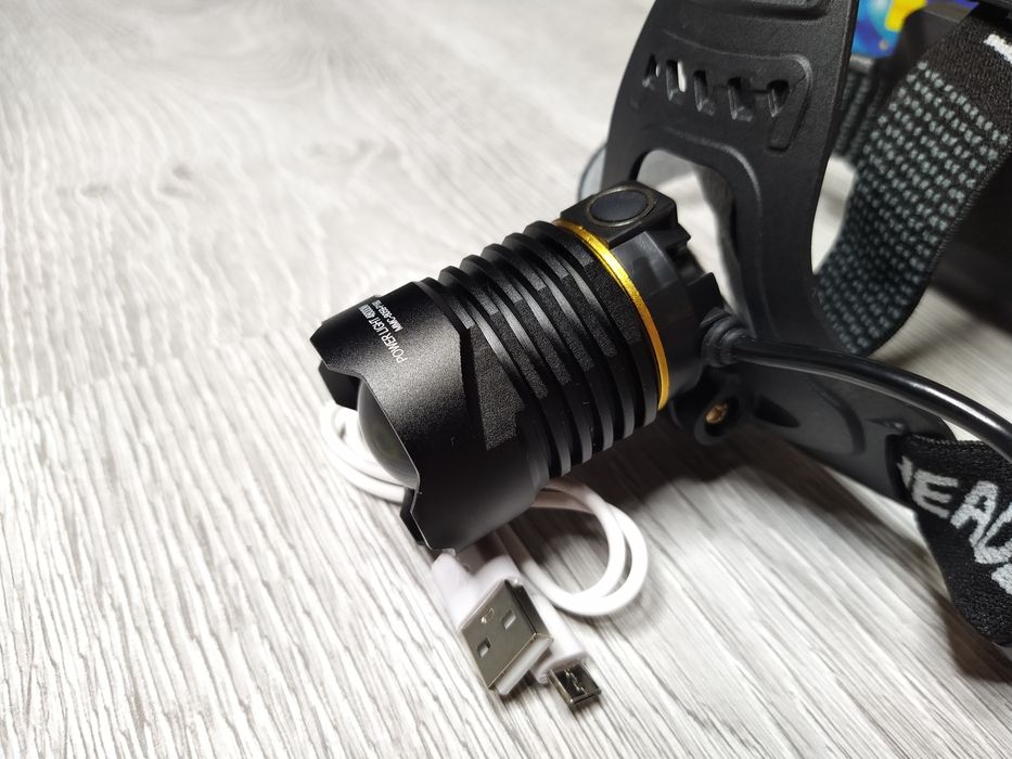 XHP160 - Cea mai puternica lanterna de cap cu LED 16 nuclee