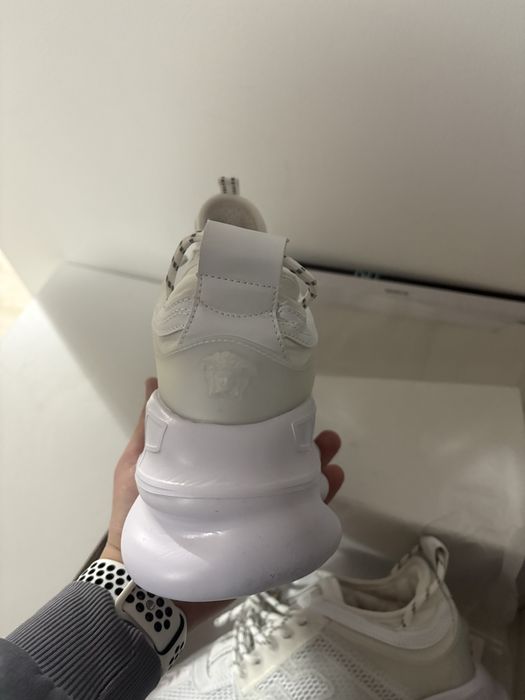 vand versace chain reaction