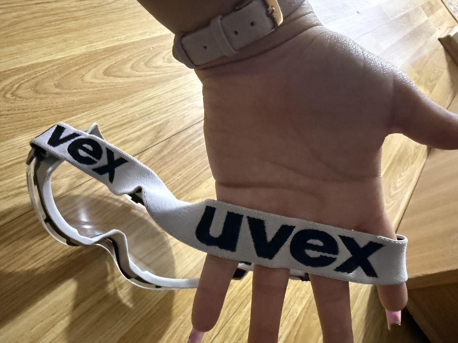 Ochelari uvex de firma