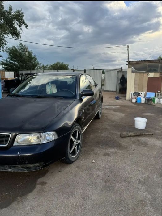 Только продажа  Ауди а4 1995 года