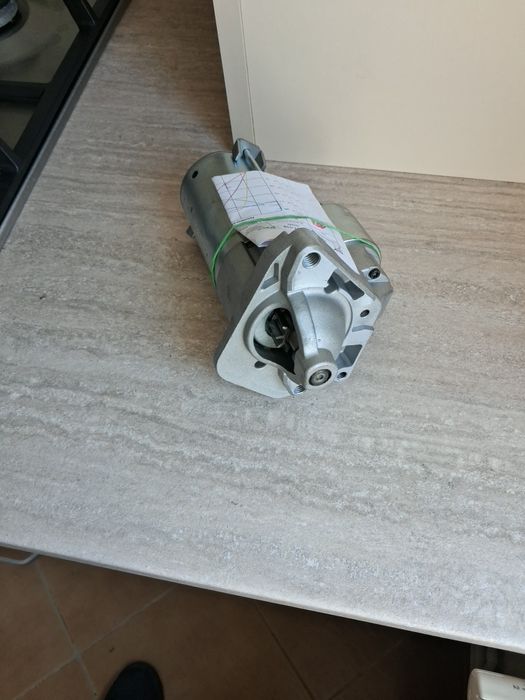 Vând electromotor