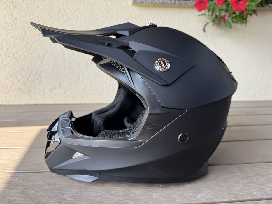 Casca moto cross atv Yema 915 , marimea S sau M , NOU