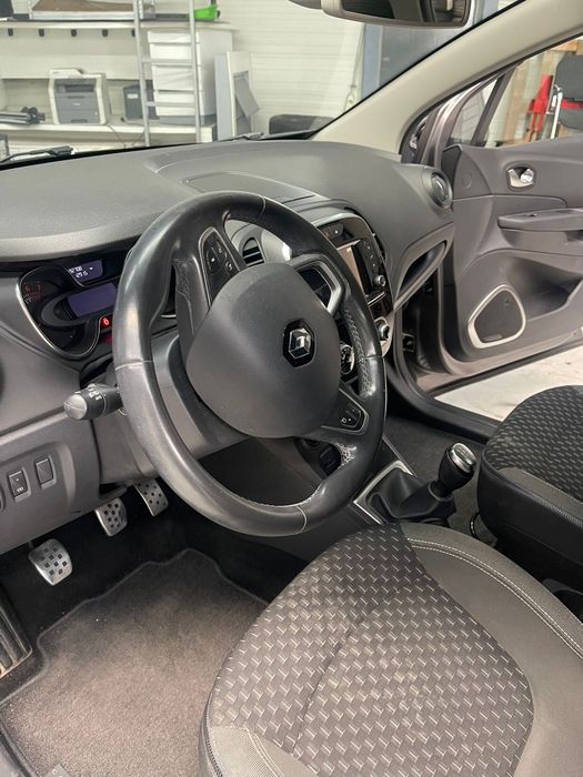 RENAULT - CAPTUR - Facelift 2018 0.9tce Bose