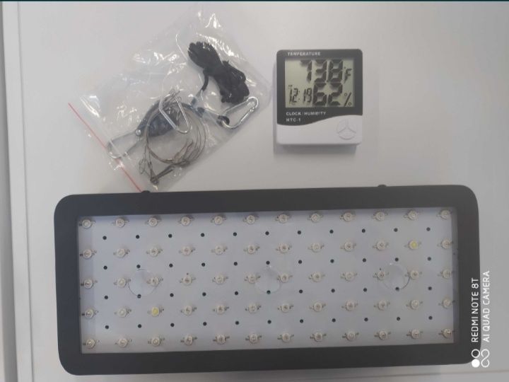 РАЗПРОДАЖБА на Оригинална Лед лампа за растения