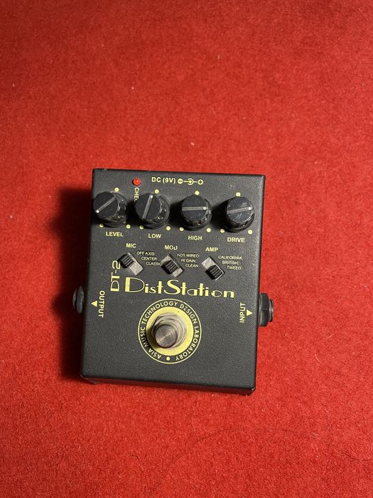 Гитарная педаль Distortion