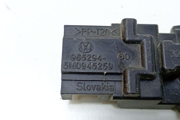 Soclu Stop 5m0945259 Volkswagen VW Golf Plus prima generatie