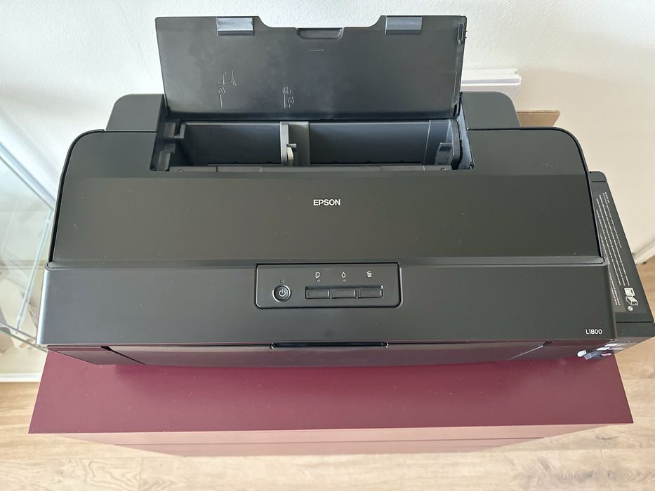 Epson L1800, A3+ мастиленоструен фото принтер, подходящ за фото печат