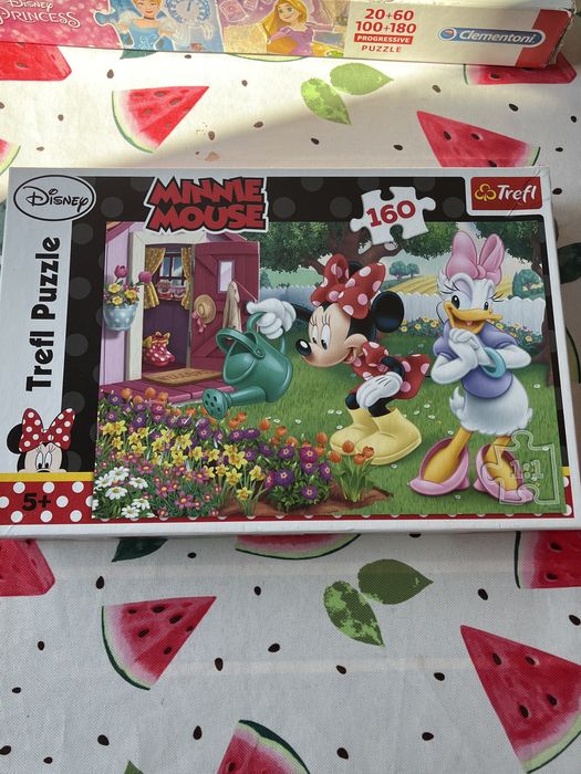 Комплект от 5 детски пъзела – Disney, Frozen, Paw Patrol и Minnie Mouse (комплект, не може да се купуват по отделно)+ подарък(изп. кукла за обличане)
