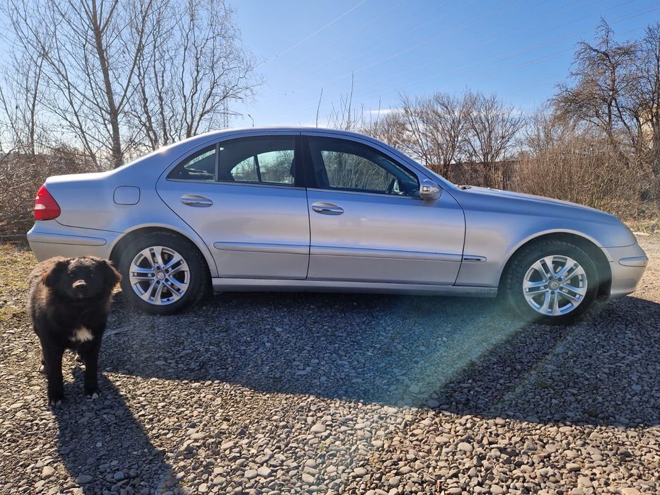MERCEDES-BENZ E-Class 2004 — imagine 3