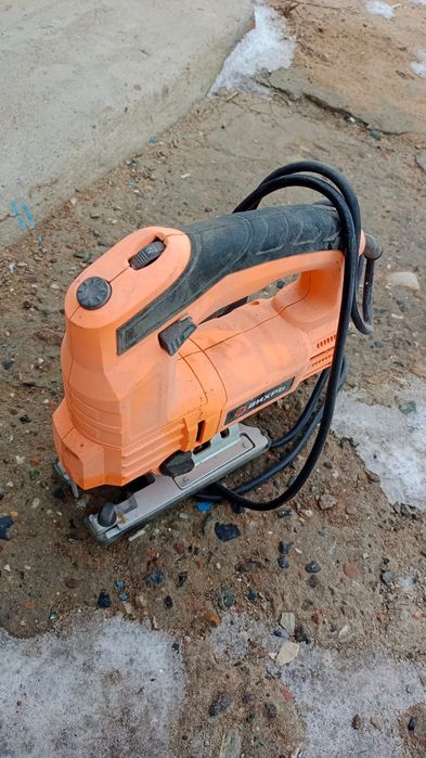 Лобзик Вихрь ЛЭ-100