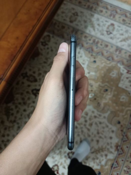 Продам iphone 8, 64гб