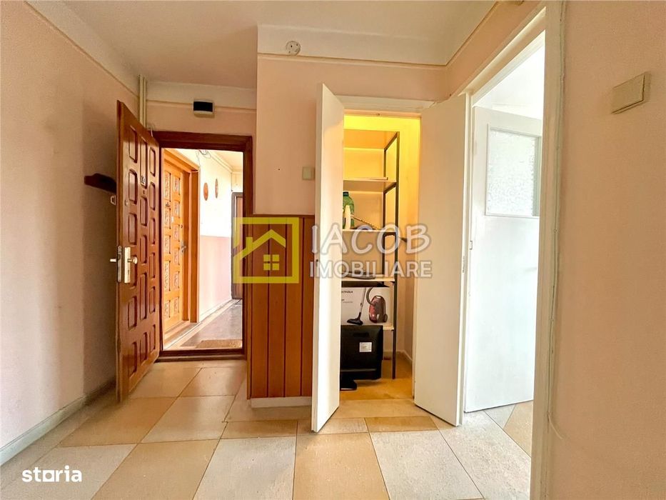 Apartament 2 camere decomandate, etaj 3, zona Energiei, str. Banatului