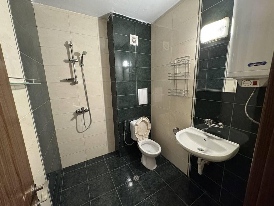 Дава се под наем Тристаен апартамент в Бургас, Възраждане - 75 кв.м за 398.82 € - Снимка #4