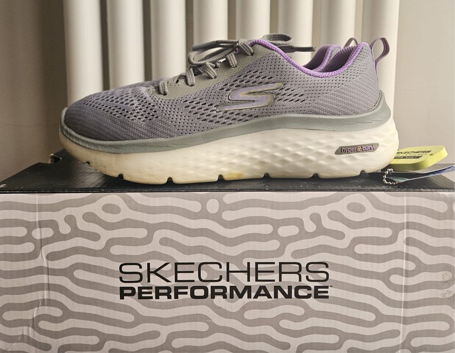 Продам кроссовки “SKECHERS”