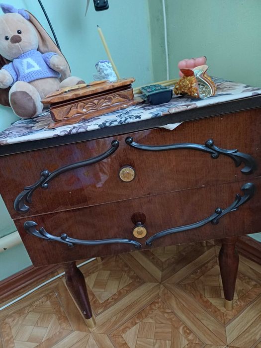 Шкафы и тумбочки (Германия)