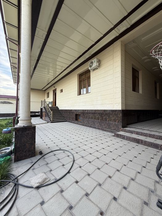 Срочно продаётся 9,2-сотих 7-комн участка в Сергели Кенгмакон