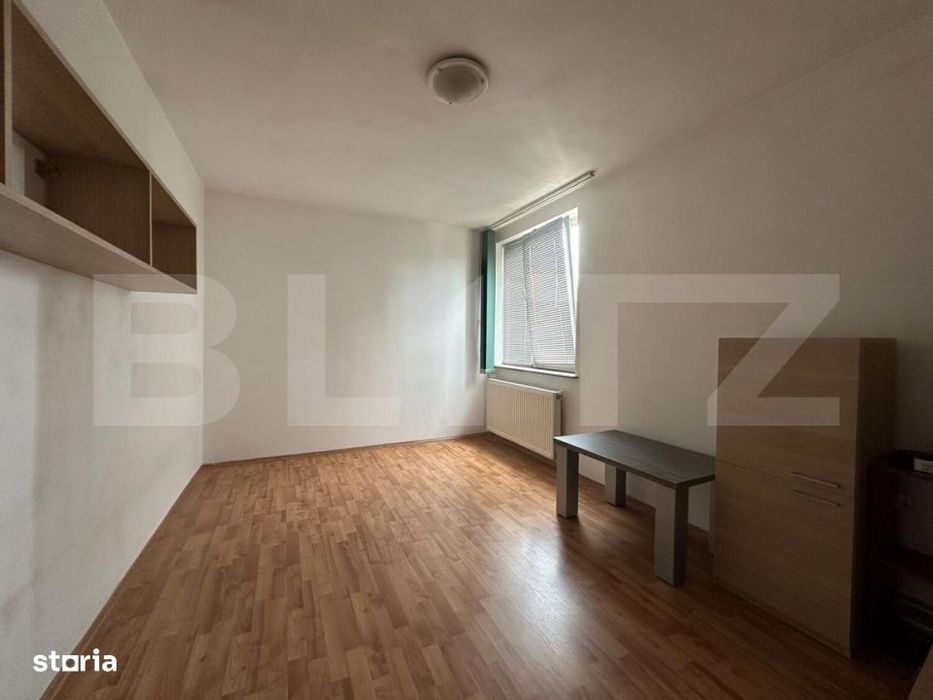 Apartament 2 camere , bloc cu lift,  izolat termic , etaj 3, Deva